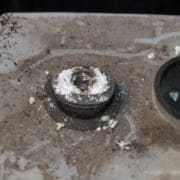 tractie batterij accuzuur overlopen corrosie bloemkoolvorming 2
