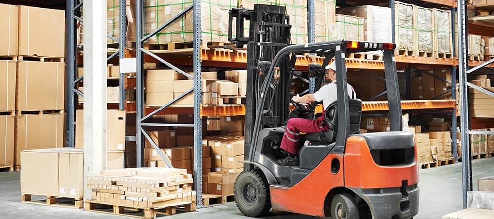 indubatt-tijd-mijn-heftruck-te-vervangen Indubatt is dé specialist voor tractiebatterijen in Nederland. Of u nu tractiebatterijen wilt kopen of huren; Indubatt is er voor u!